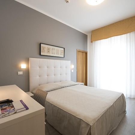Hotel Iride & Spa Cesena Bagian luar foto