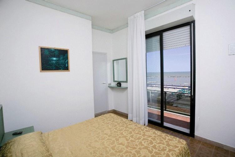 Hotel Iride & Spa Cesena Bagian luar foto
