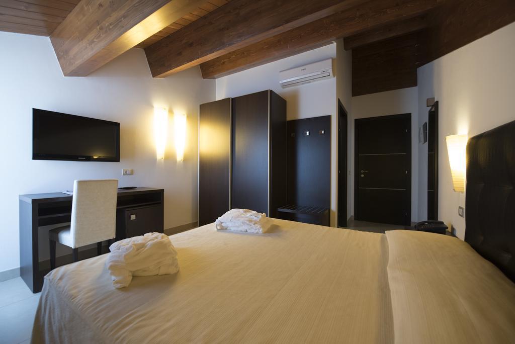 Hotel Iride & Spa Cesena Bagian luar foto